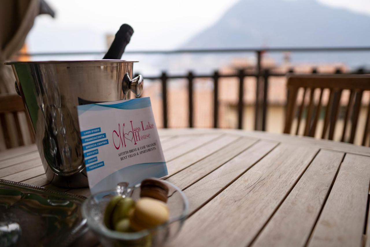 Romantic Lake View House Сульцано Екстер'єр фото